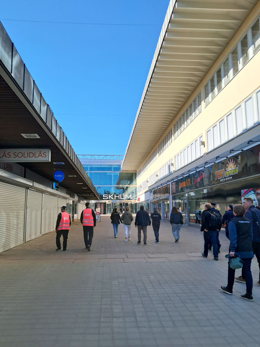 Trygghetsvandring i Skärholmen 2025.