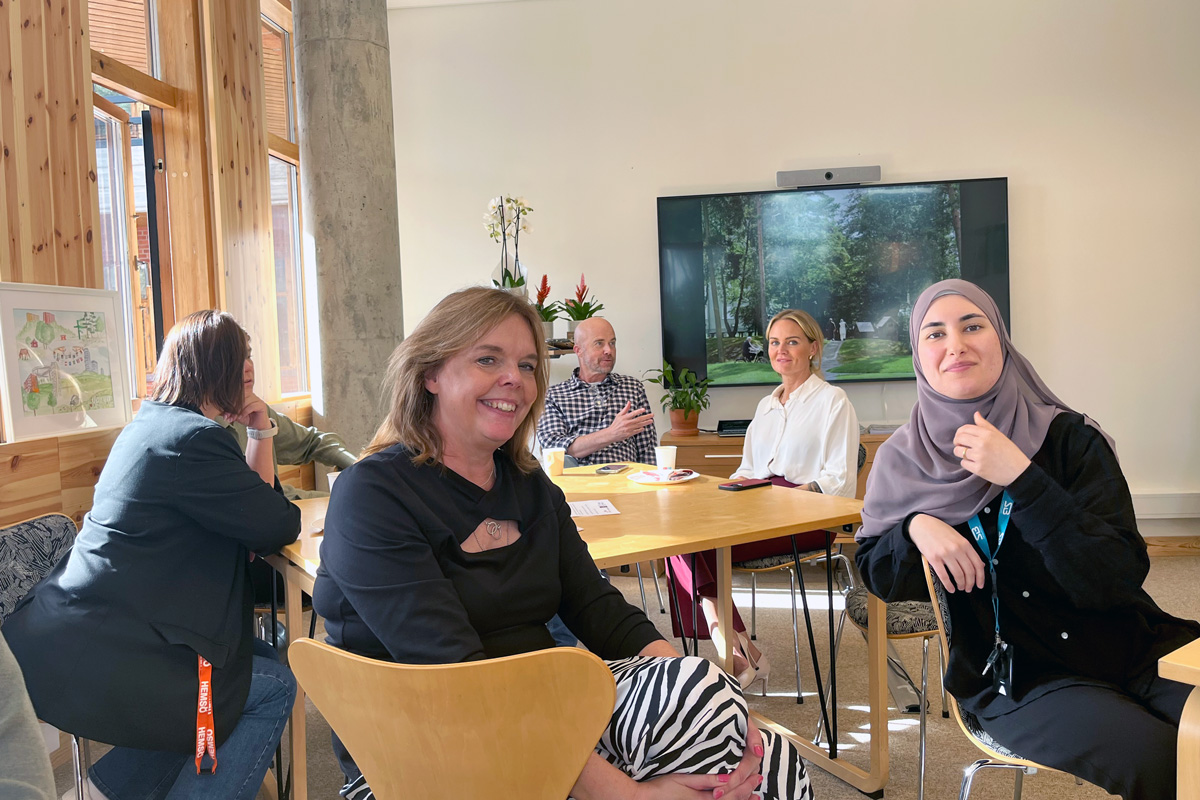 I går var vi tillsammans och besökte våra systerföreningar Hässelby-Vällingby Fastighetsägare och Fastighetsägare i Järva i deras nya fina kontor i Campus Tensta. Det är alltid givande och trevligt att träffas, nätverka och utbyta erfarenheter.