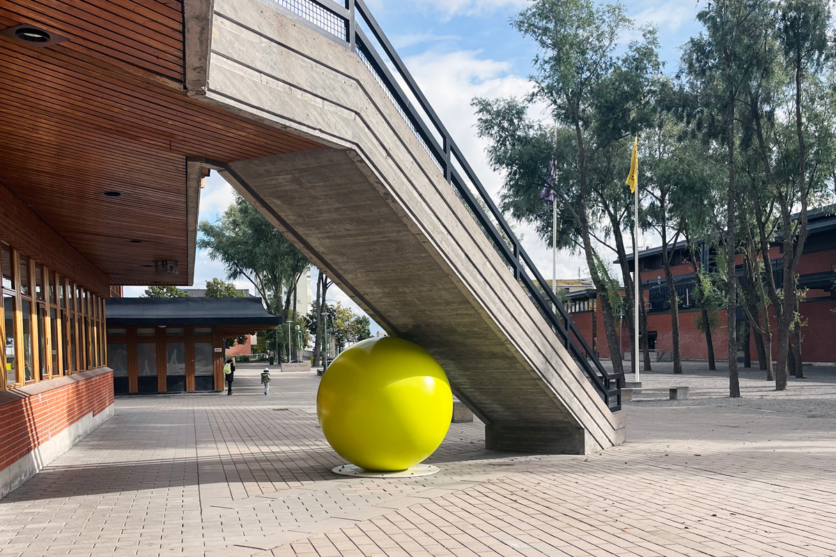 I går var vi tillsammans och besökte våra systerföreningar Hässelby-Vällingby Fastighetsägare och Fastighetsägare i Järva i deras nya fina kontor i Campus Tensta. Det är alltid givande och trevligt att träffas, nätverka och utbyta erfarenheter.