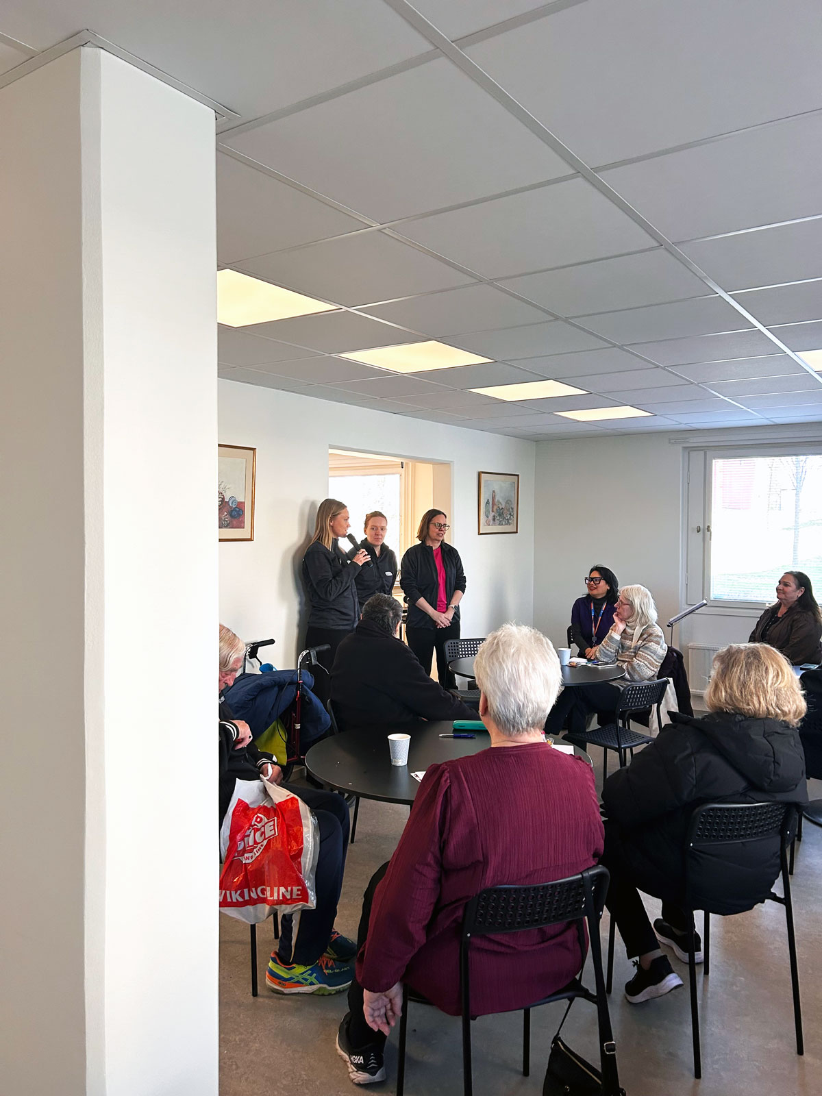 Äldrefältare i byn