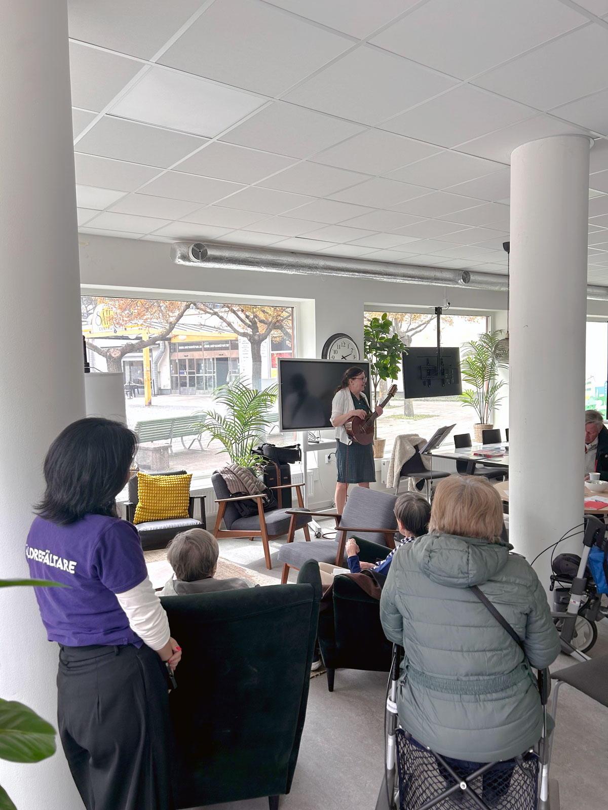 Äldrefältare i byn