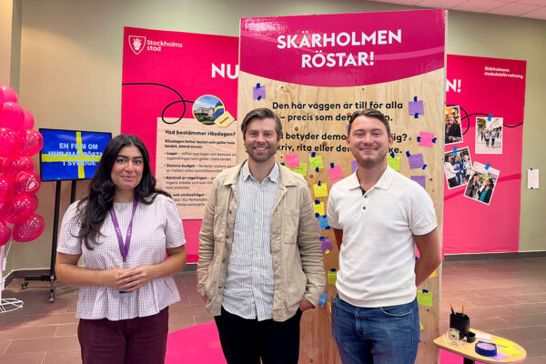 Sara Hussain, metodutvecklare på Skärholmens stadsdelsförvaltning tillsammans med Trond Hannerstig och Anton Johnsson Skärholmens Fastighetsägare.